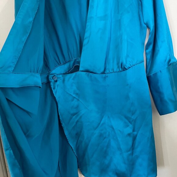 Zara M Blue Silk Wrap Dress – Classic & Comfortable, Sleeves Missing Buttons - Picture 5 of 15